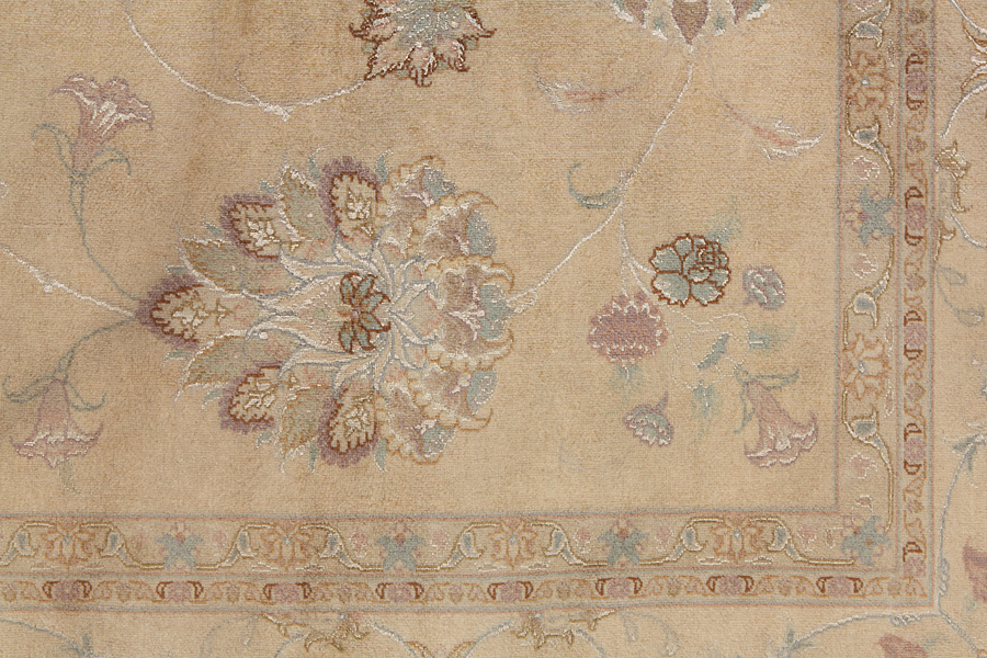 Tabriz Tapis Persan 300x202 - Image 9